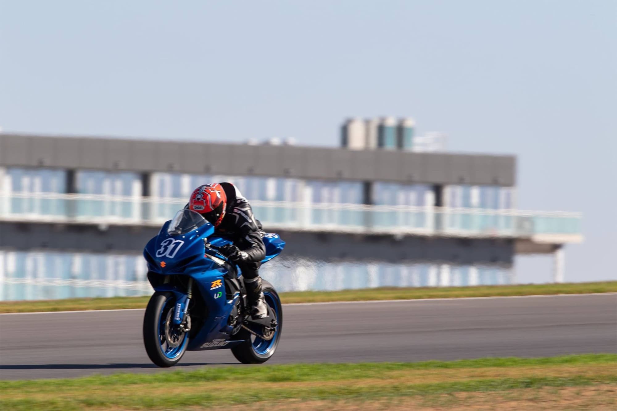 Rydges Pit Lane Hotel 4*